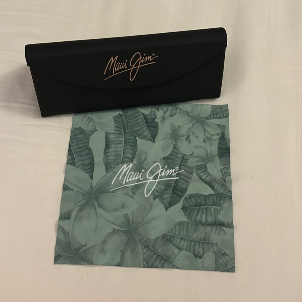 MAUI JIM Sunglasses Case + Cloth